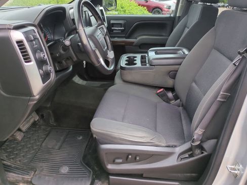 Used 2017 GMC Sierra 1500 SLE image 16