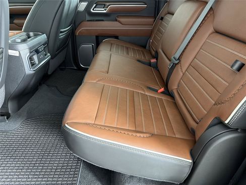 New 2026 GMC Sierra 2500 Denali Ultimate AWD/4WD image 19