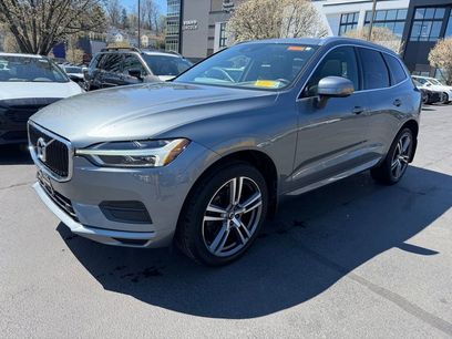 Used 2020 Volvo XC60 T6 Momentum w/ Protection Package Premier