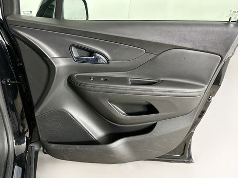 Used 2020 Buick Encore Preferred image 30