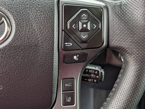 Used 2021 Toyota Tacoma TRD Off-Road AWD/4WD image 19