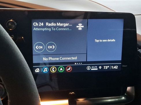 Used 2021 Chevrolet Corvette Stingray w/ Z51 Performance Package image 16