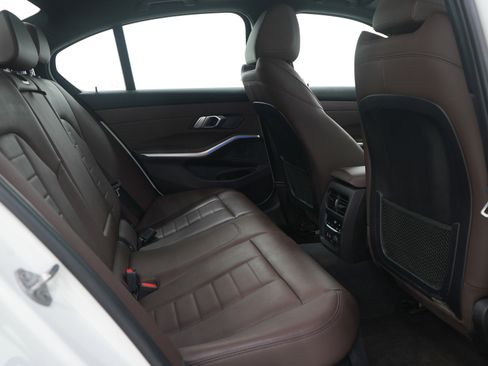 Used 2020 BMW 330i xDrive Sedan w/ Premium Package image 12