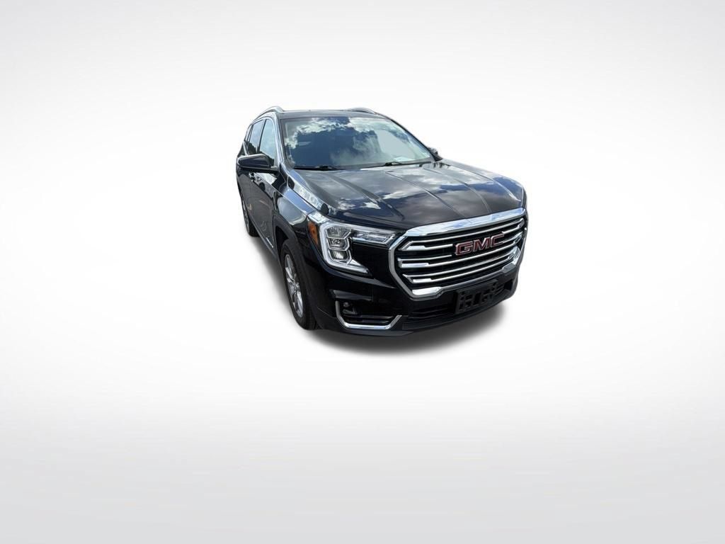 Used 2024 GMC Terrain SLT AWD/4WD image 8