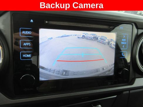 Used 2019 Toyota Tacoma TRD Off-Road AWD/4WD image 16