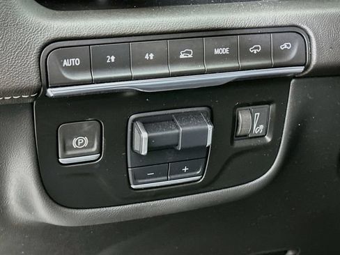 Used 2021 Cadillac Escalade Premium Luxury w/ Driver Assist Tech Package AWD/4WD image 14