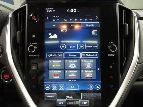 Used 2025 Subaru Crosstrek 2.0i Premium AWD/4WD image 14