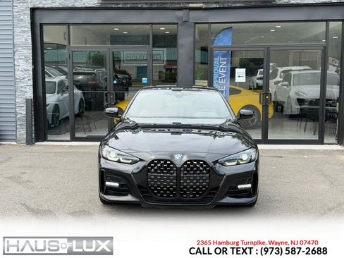 Used 2023 BMW 430i xDrive Coupe w/ M Sport Package AWD/4WD image 5