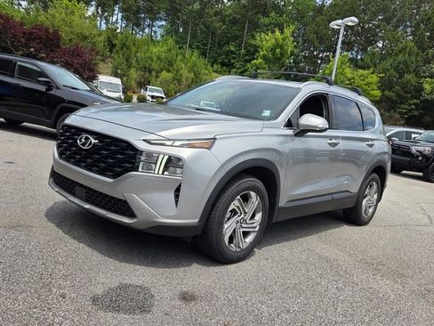 Used 2023 Hyundai Santa Fe SEL FWD image 4