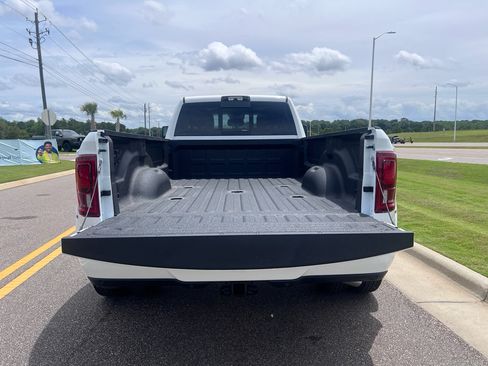 New 2026 RAM 3500 Longhorn AWD/4WD image 10