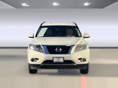 Used 2014 Nissan Pathfinder SL w/ Cargo Package image 5