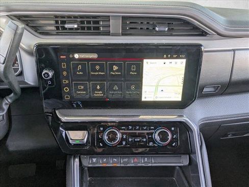 Used 2024 GMC Sierra 3500 Denali w/ Denali Reserve Package image 15