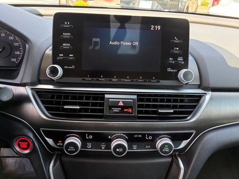 Used 2018 Honda Accord LX image 28