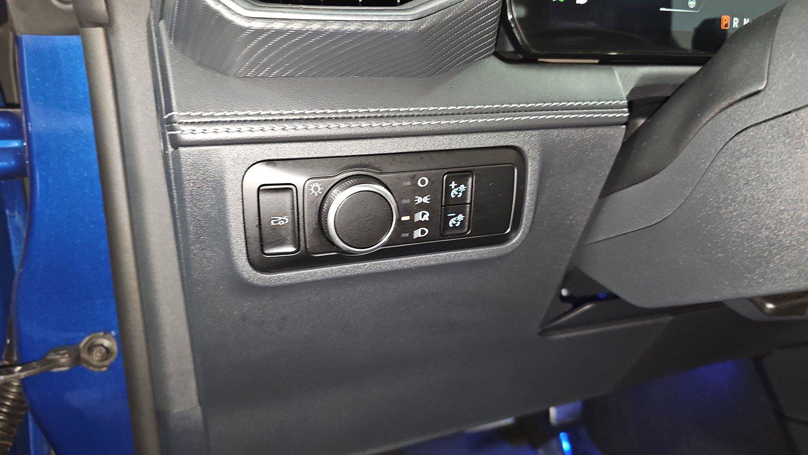 Used 2024 Ford Mustang Premium RWD image 25