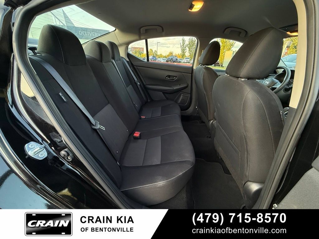 Used 2025 Nissan Sentra SV FWD image 30