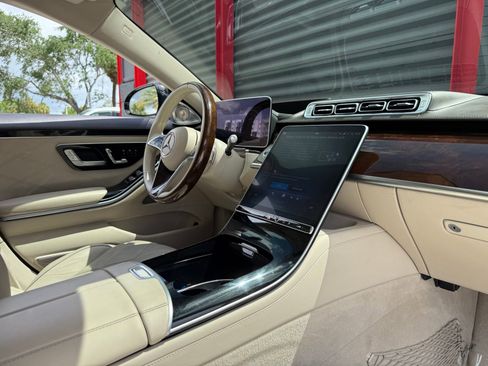 Used 2024 Mercedes-Benz Maybach S 580 4MATIC image 27