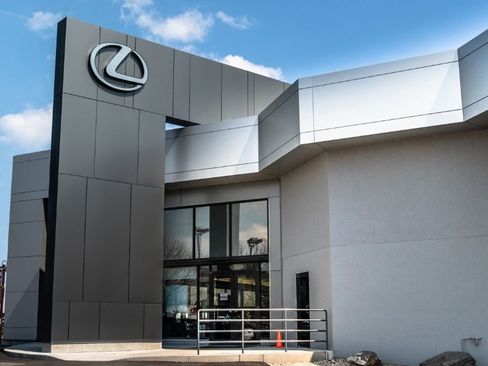 Used 2018 Lexus NX 300h AWD w/ Accessory Package image 16