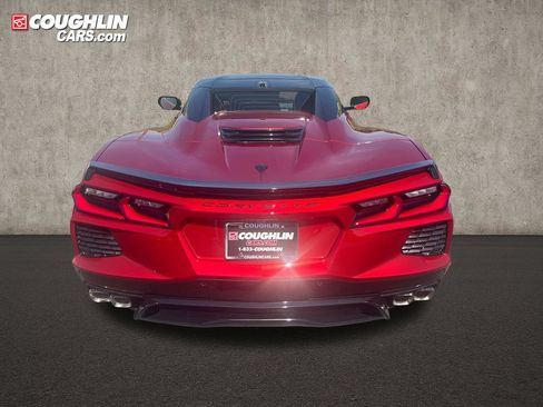 Used 2022 Chevrolet Corvette Stingray Premium Conv w/ Z51 Performance Package RWD image 4