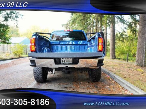 Used 2018 Chevrolet Silverado 1500 LT w/ All Star Edition AWD/4WD image 28