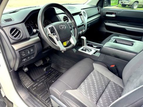 Used 2021 Toyota Tundra SR5 RWD image 10
