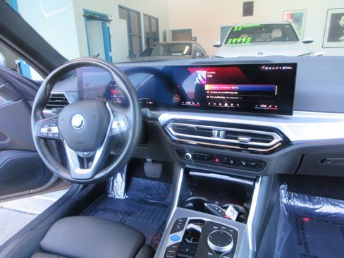 Used 2024 BMW i4 eDrive35 w/ Premium Package RWD image 48