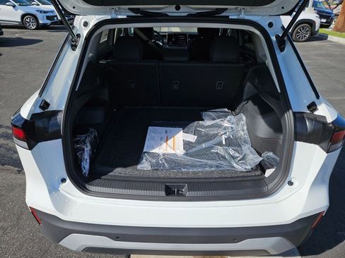 New 2026 Volkswagen Tiguan S FWD image 18