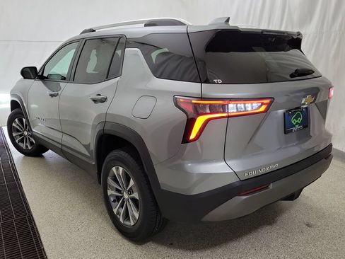 Certified 2025 Chevrolet Equinox LT w/ Convenience Package II AWD/4WD image 8