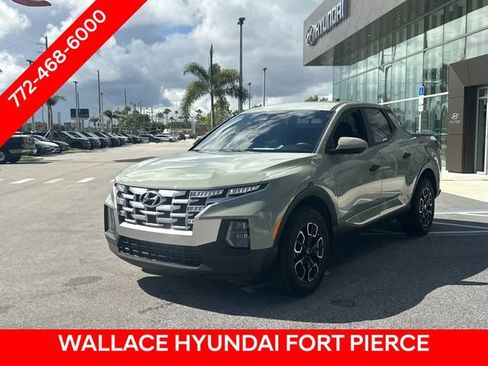 Used 2024 Hyundai Santa Cruz SEL FWD image 2