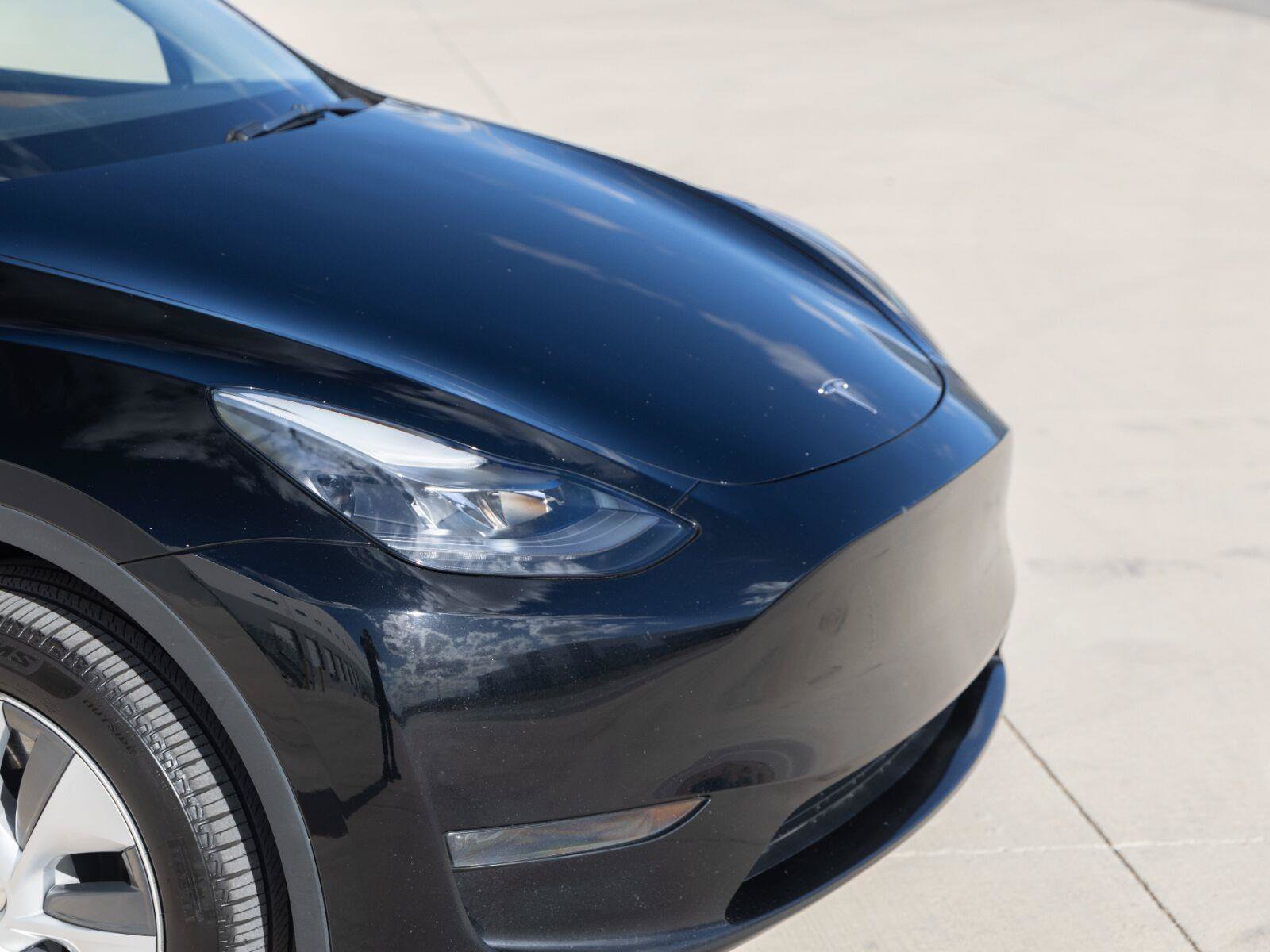 Used 2023 Tesla Model Y Long Range AWD/4WD image 12