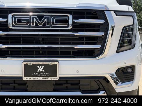 New 2026 GMC Yukon XL Elevation w/ Elevation Premium Package RWD image 8