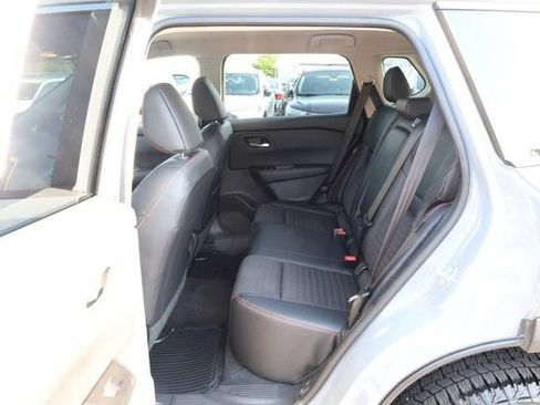 Certified 2025 Nissan Rogue SV AWD/4WD image 20