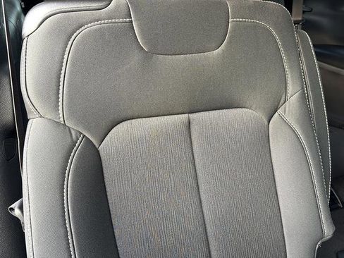 New 2025 Jeep Grand Cherokee L Laredo image 42