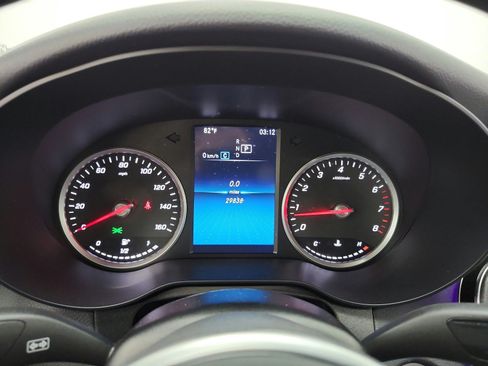 Used 2022 Mercedes-Benz GLC 300 4MATIC Coupe image 10