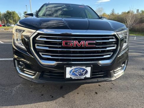 Used 2024 GMC Terrain SLT AWD/4WD image 8