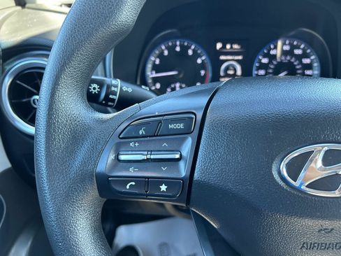 Used 2023 Hyundai Kona SEL image 25