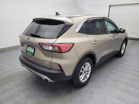 Used 2020 Ford Escape SE FWD image 9