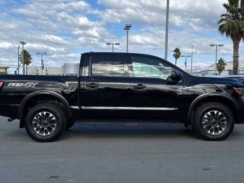 Used 2024 Nissan Titan PRO-4X w/ Pro-4x Utility Package image 3