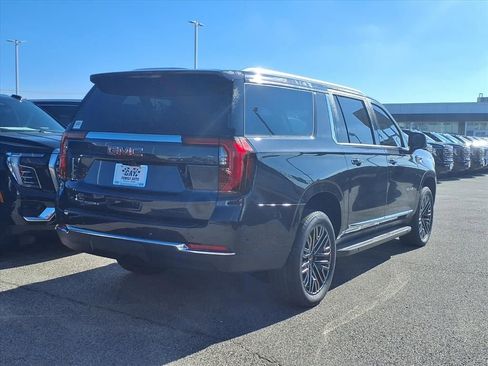 New 2026 GMC Yukon XL Elevation w/ Elevation Premium Package image 2