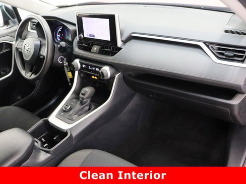 Certified 2025 Toyota RAV4 LE image 32