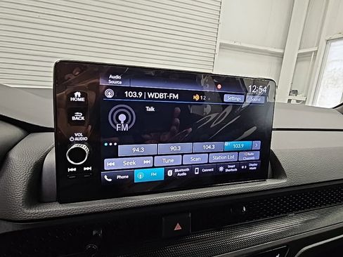 Used 2025 Honda CR-V Sport-L image 15