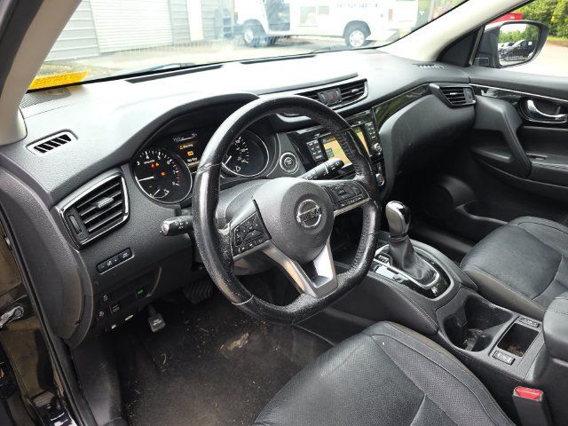 Used 2017 Nissan Rogue Sport SL AWD/4WD image 14