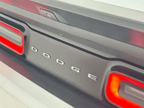 Used 2021 Dodge Challenger SRT Hellcat Redeye image 31