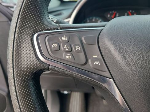 Used 2025 Chevrolet Malibu LT image 28