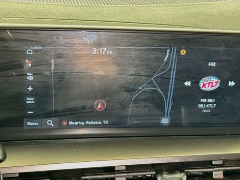 Used 2024 Kia Telluride LX FWD image 11