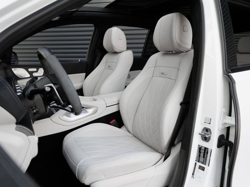 Used 2025 Mercedes-Benz GLE 63 AMG S image 5