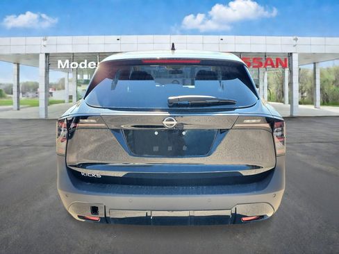 New 2026 Nissan Kicks SV FWD image 5