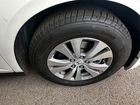 Used 2017 Honda Odyssey EX-L image 10