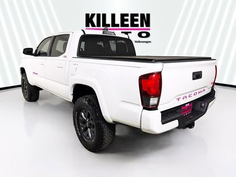 Used 2022 Toyota Tacoma SR5 image 5