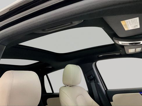 Certified 2026 Mercedes-Benz GLA 250 4MATIC image 27