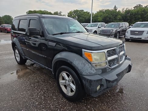 Used 2007 Dodge Nitro SXT RWD image 6